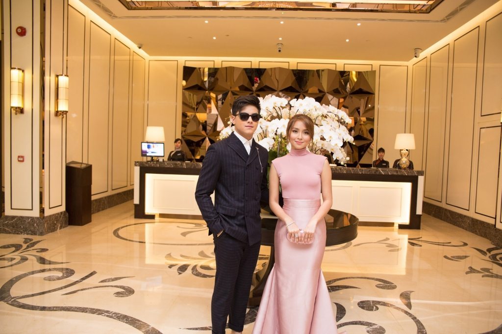 Kathniel at the hotel before going to the gala venue