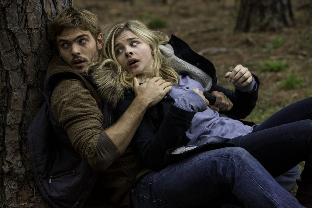 Alex Roe, left, and Chloë Grace Moretz star in Columbia Pictures' "The 5th Wave"