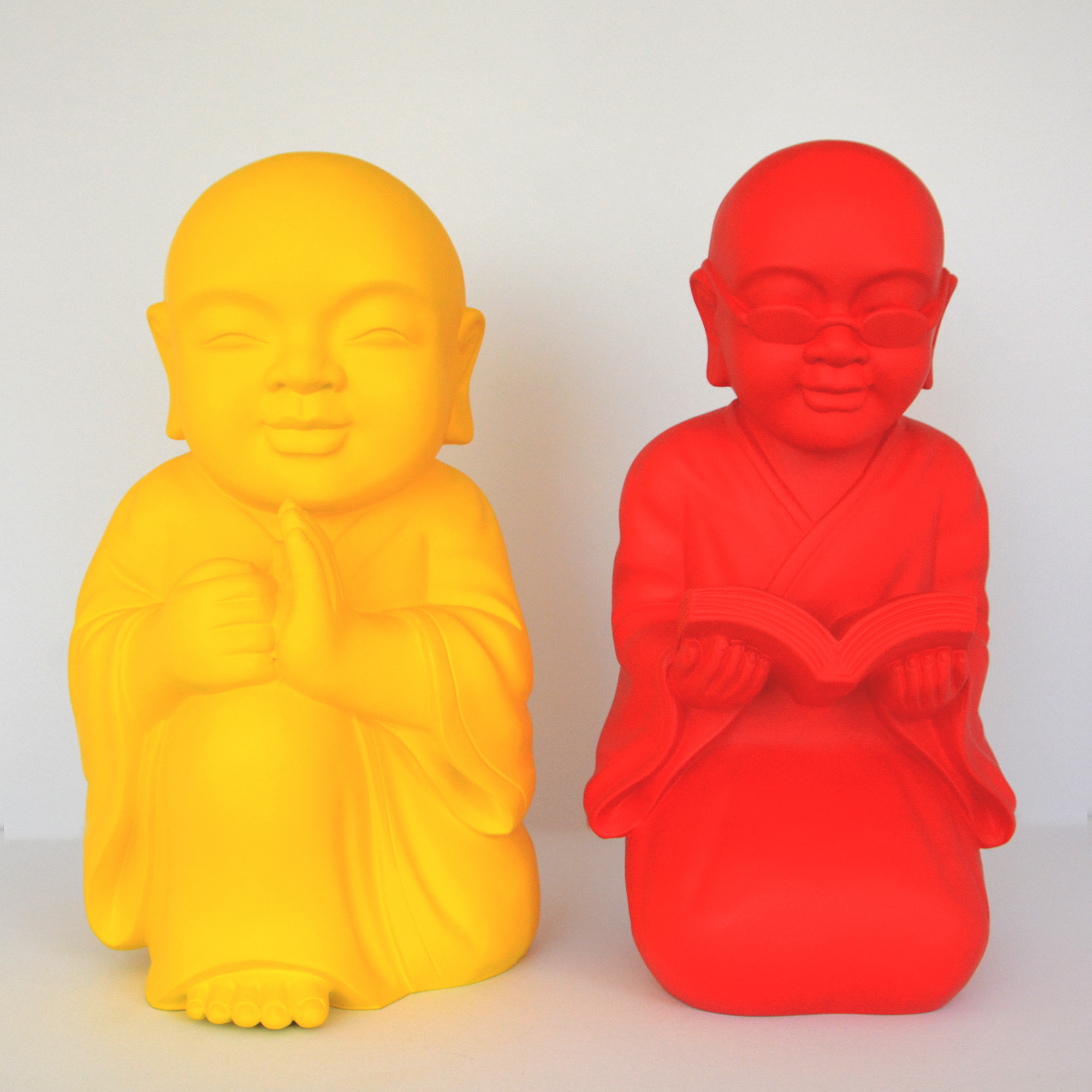 balinese-buddha-yellow-and-red-monk-m