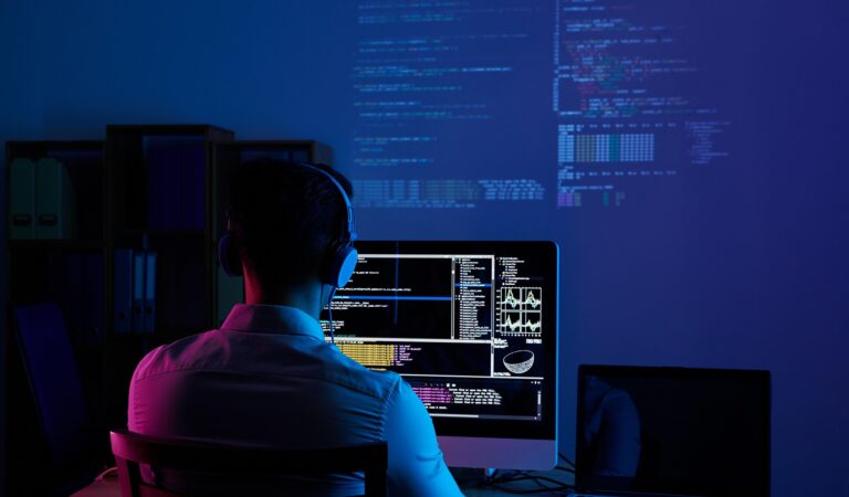What You Need to Know Before Using Copy Trader Software